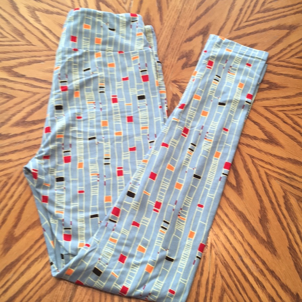 Lularoe leggings, modern stripe! NWOT